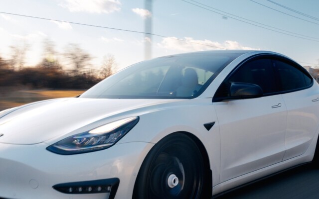 Elektromos autó szélvédők – van különbség?